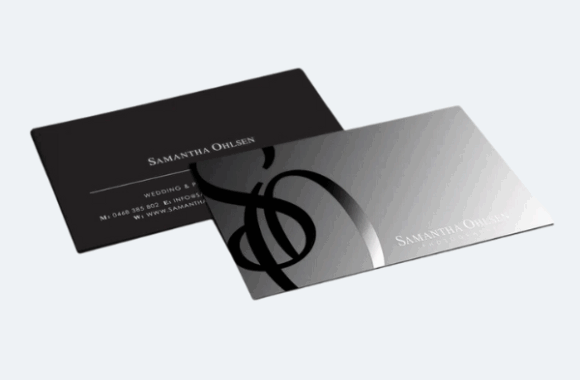 Business Card with Spot Uv Printing in Dubai